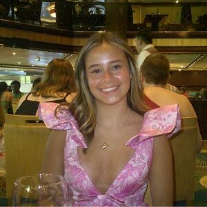 Meet your Posher, Zoe